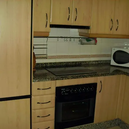 Apartamento Amplio 2 Dormitorios, Gran Terraza, 150 Metros Playa La Luna, Mijas Marbella